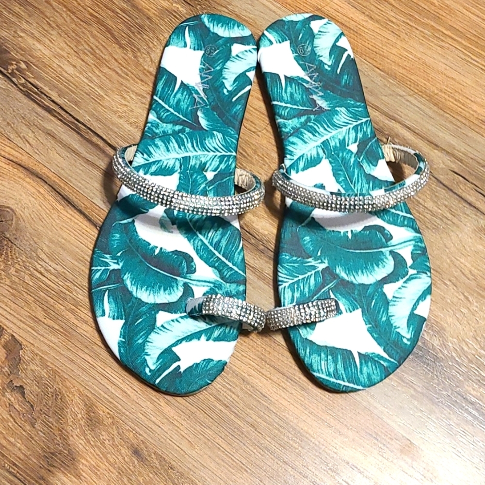 New Summer Rhinestone Sandals. Size 8.5  Anna Brand